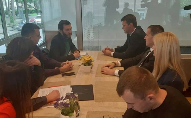  A set of consultative meetings was held with representatives of the judiciary and local media in Bijelo Polje, Budva, Cetinje and Kolasin.