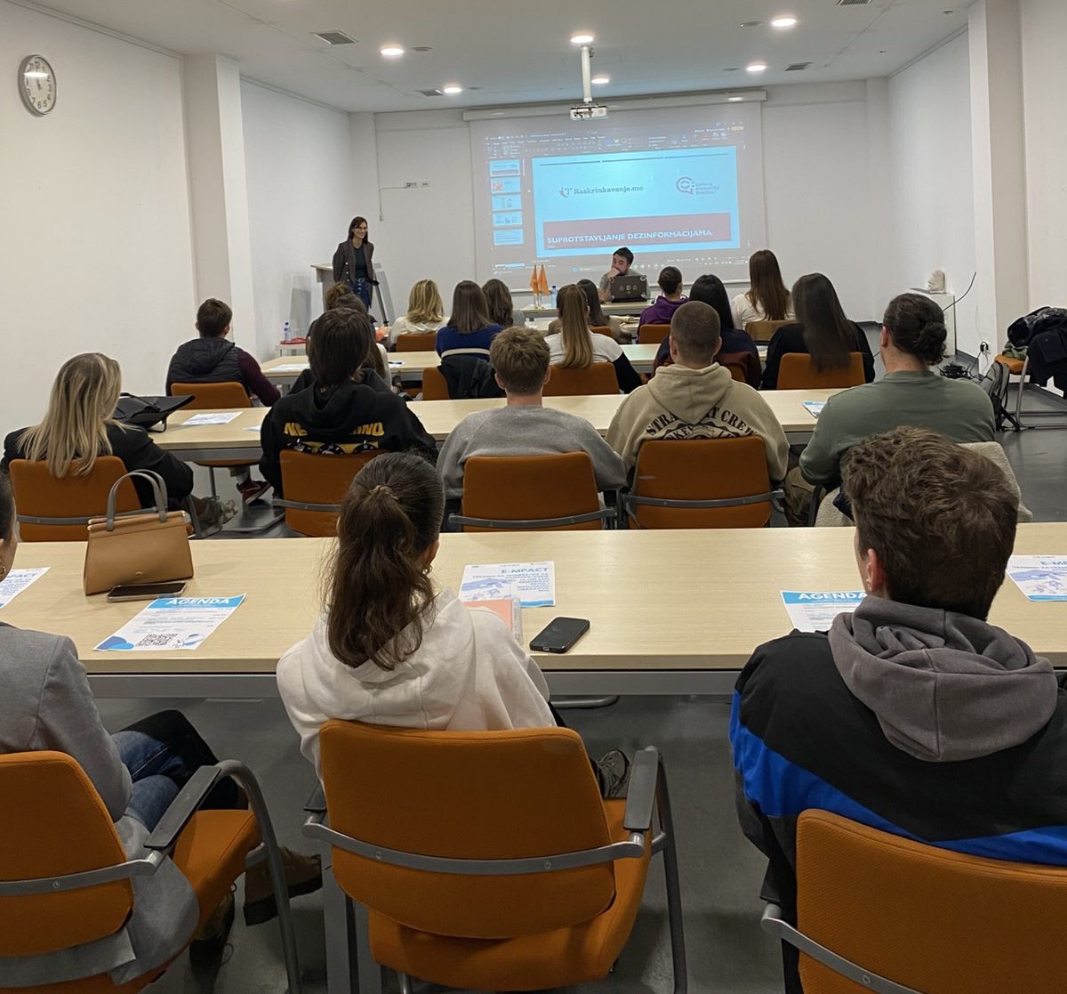 TRENING ZA TRENERE/ICE STUDENTE IZ OBLASTI DEMOKRATSKOG I MEDIJSKOG OBRAZOVANJA